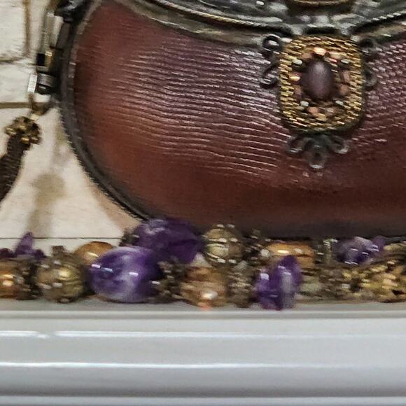 Maya Evangelista Hard Resin Cross Body Bag with Removable Beaded Strap - Picture 3 of 16